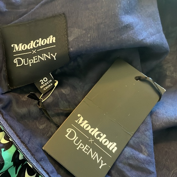 Modcloth Navy and Green Dress - Picture 8 of 11